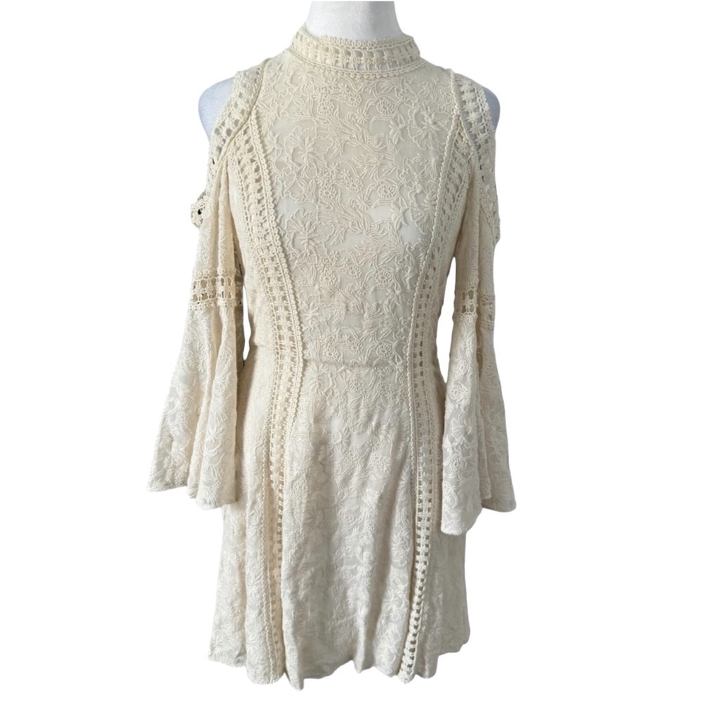 Alice+Olivia Lace Short Dress Bridal Ivory Bohemian Engagement Bachelorette Sz 4 - Picture 2 of 16